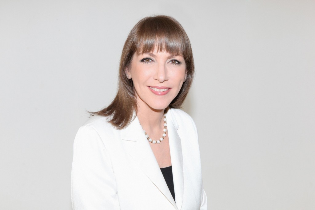 השרה לימור לבנת: משרד התרבות יעניק השנה פרסים בהיקף של מאות אלפי שקלים לסופרים ומשוררים בתחילת דרכם